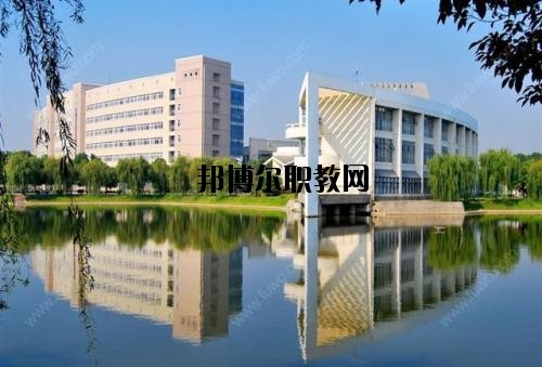 黃岡聯(lián)升職業(yè)技術(shù)學(xué)校2020年報名條件、招生要求、招生對象