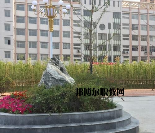 商丘中等專業(yè)學校怎么樣、好不好
