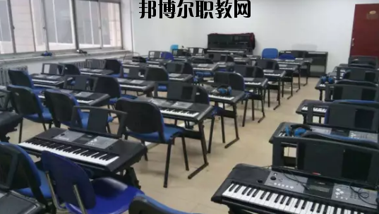 甘肅信息工程技術(shù)中等專(zhuān)業(yè)學(xué)校2020年招生錄取分?jǐn)?shù)線