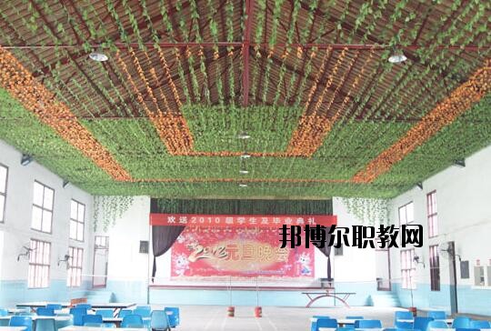 孝感第二技工學(xué)校2020年報(bào)名條件、招生要求、招生對(duì)象