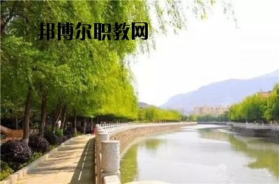 華坪縣職業(yè)高級中學2020年報名條件、招生要求、招生對象