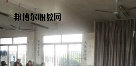秦皇島燕成中等專業(yè)學(xué)校2020年報(bào)名條件、招生要求、招生對(duì)象 