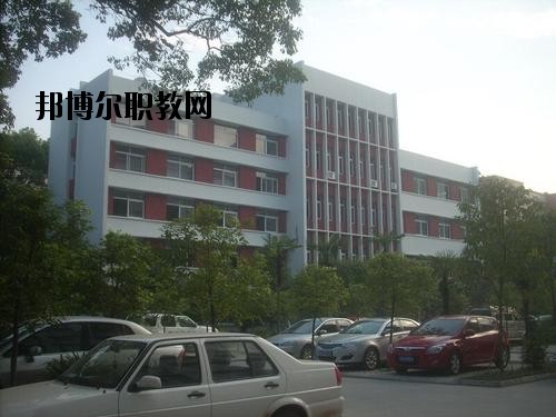 南充信息工程職業(yè)學(xué)校學(xué)校怎么樣