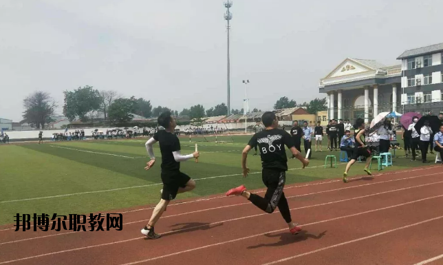 秦皇島東方航空服務(wù)中等專(zhuān)業(yè)學(xué)校