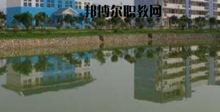 柳州鹿寨職業(yè)教育中心怎么樣、好不好