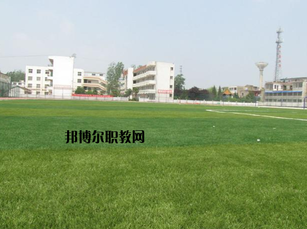 阜陽經(jīng)貿(mào)旅游學(xué)校2020年報(bào)名條件、招生要求、招生對(duì)象