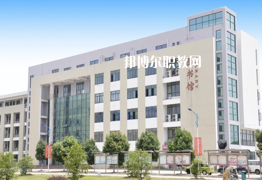 安徽興鵬科技學(xué)校怎么樣、好不好