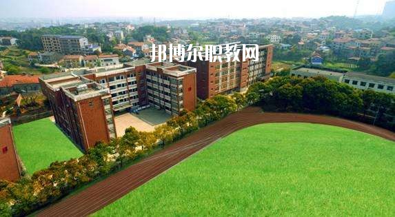 鄭州科技中等專業(yè)學(xué)校2021年報名條件、招生要求、招生對象