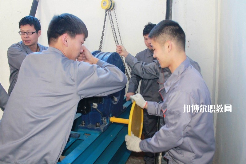 鄭州廣志職業(yè)技術(shù)中等專業(yè)學(xué)校2021年學(xué)費(fèi)、收費(fèi)多少