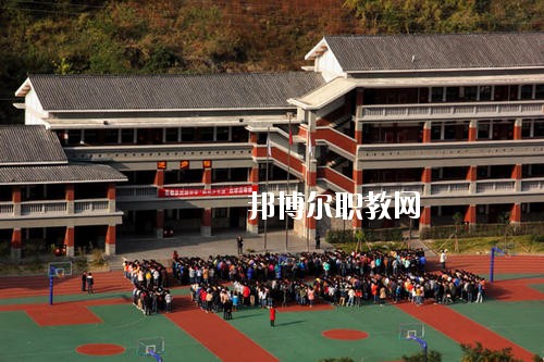 四川石棉職業(yè)高級中學怎么樣、好不好