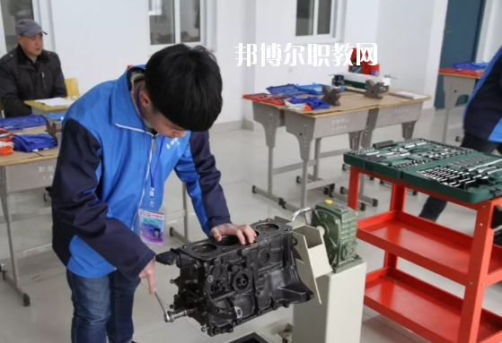 合肥市工程技術(shù)學(xué)校2020年報(bào)名條件、招生要求、招生對(duì)象