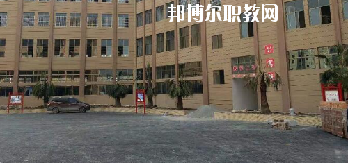 貴州航空工業(yè)技師學(xué)院樂灣校區(qū)2020年報名條件、招生要求、招生對象