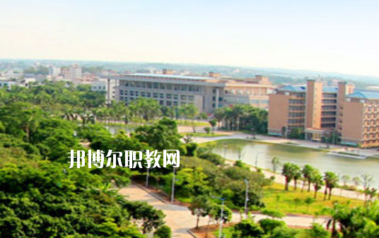 湛江理工職業(yè)學(xué)校2020年報(bào)名條件、招生要求、招生對象