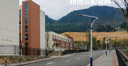 貴州建設職業(yè)技術學院中職部2020年報名條件、招生要求、招生對象