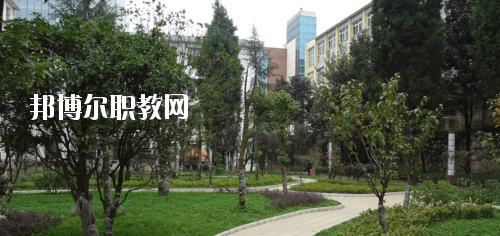 貴陽白云區(qū)職業(yè)技術(shù)學(xué)校2020年報名條件、招生要求、招生對象