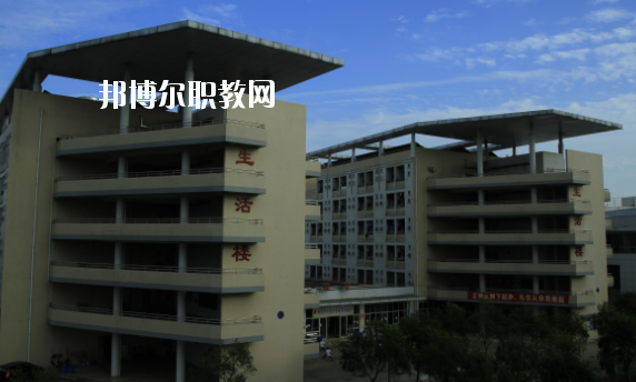 佛山順德區(qū)勒流職業(yè)技術學校2020年報名條件、招生要求、招生對象