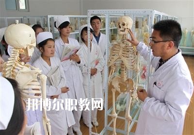 四川2020年有哪些衛(wèi)校就業(yè)最好