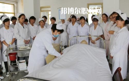 四川2020年衛(wèi)校招生有哪些要求