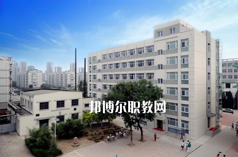 南陽經(jīng)濟(jì)貿(mào)易學(xué)校2021年報(bào)名條件、招生要求、招生對(duì)象
