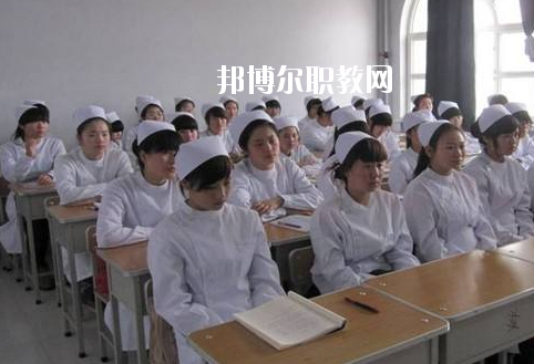 甘肅2020年初中生學衛(wèi)校怎樣