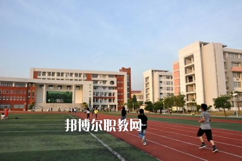 四川2020年女生讀什么幼師學(xué)校好