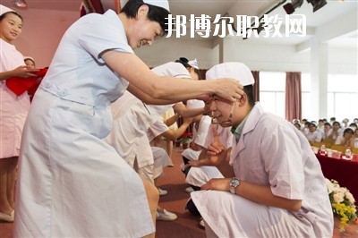 四川2020年衛(wèi)校都有什么專(zhuān)業(yè)適合女生
