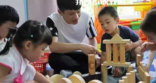 貴州2020年初中生學幼師學校怎樣