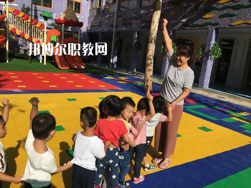 四川2020年在幼師學(xué)校學(xué)什么專(zhuān)業(yè)好