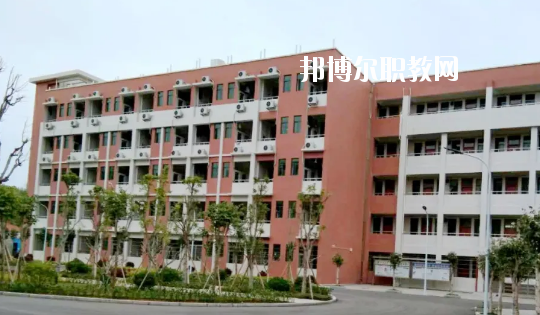五華縣職業(yè)技術(shù)學(xué)校2020年招生辦聯(lián)系電話(huà)