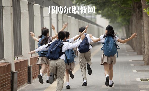 四川2020年大專學校有哪些有幼師學校