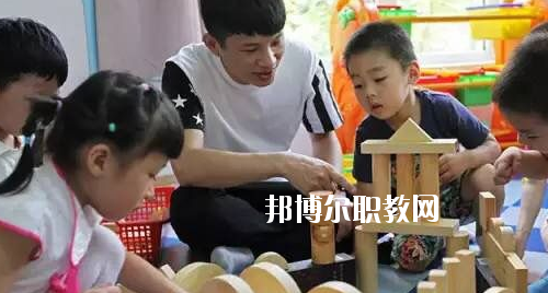 貴州2020年讀什么幼師學校比較好