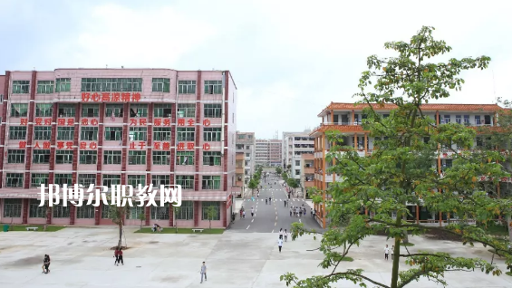 高州第一職業(yè)技術(shù)學(xué)校2020年報(bào)名條件、招生要求、招生對象