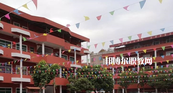 東莞鼎文職業(yè)技術(shù)學(xué)校2021年報名條件、招生要求、招生對象