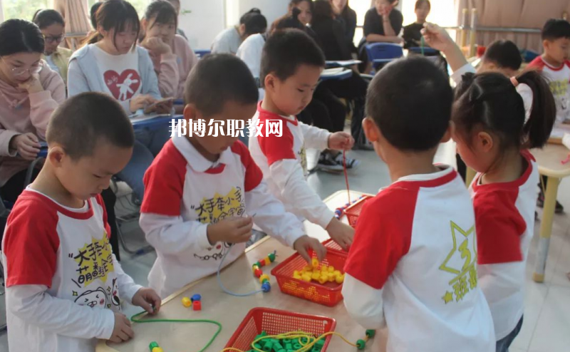 貴陽(yáng)2021年幼師學(xué)校開(kāi)設(shè)有哪些課程