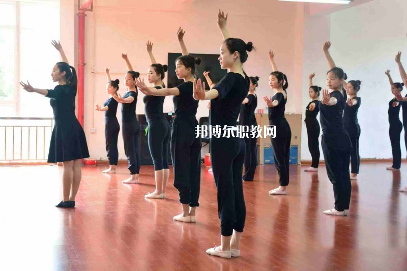 江蘇2021年職高和幼師學(xué)校哪個(gè)好