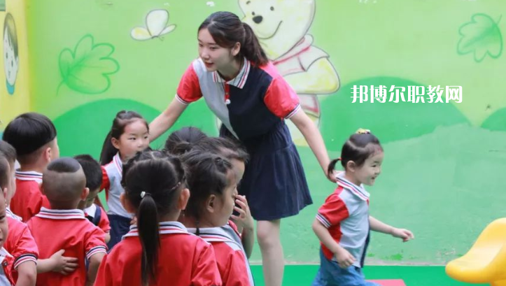 武漢2021年初中生能上幼師學(xué)校嗎