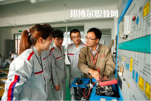 四川2021年汽修學(xué)校干什么的
