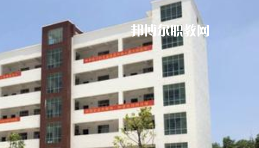 江西2021年初中生學鐵路學校怎么樣