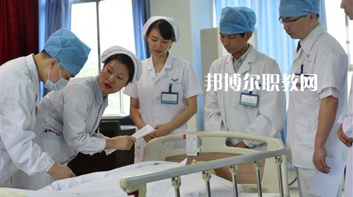 貴陽2021年衛(wèi)校學(xué)費(fèi)多少