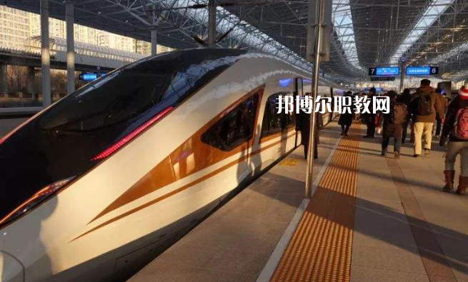 甘肅2020年什么高鐵學校最好