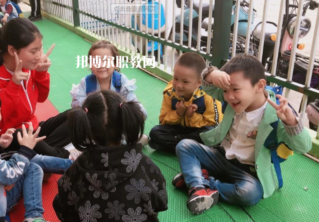 武漢2021年初中生報什么幼師學(xué)校最好
