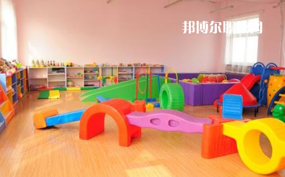 武漢2021年幼師學(xué)校學(xué)什么專(zhuān)業(yè)有前途