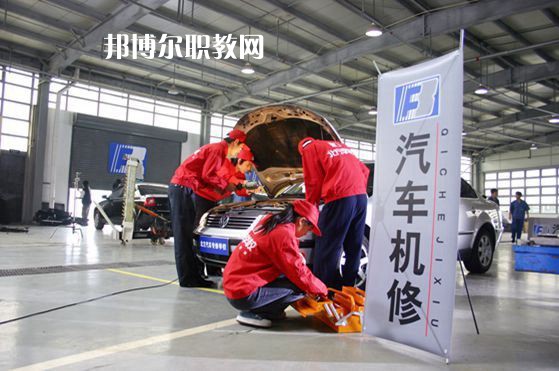 四川2021年初中生可以汽修路學校嗎