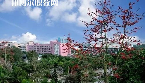 廣西2021年鐵路學(xué)校好的大專有哪些