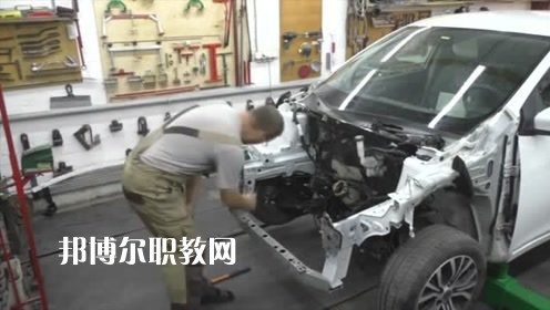 四川2021年初中生讀汽修學校好嗎