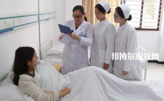 浙江2021年女生學衛(wèi)校怎么樣