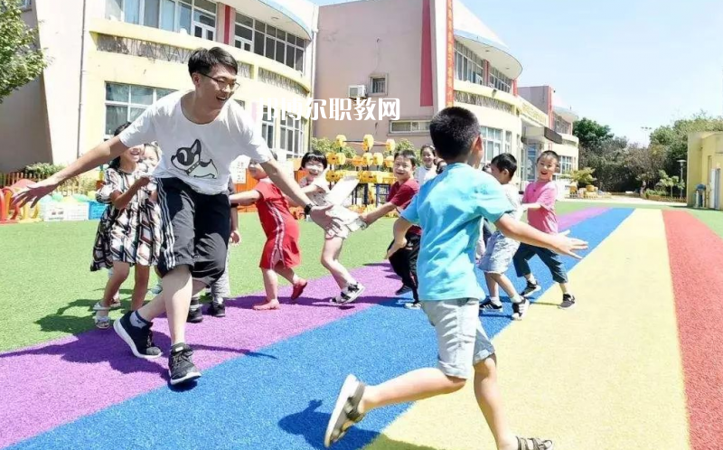 貴陽2021年初中生學(xué)幼師學(xué)校怎樣