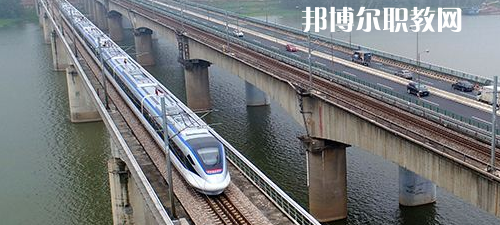 南寧2021年讀鐵路學(xué)校什么專(zhuān)業(yè)最好