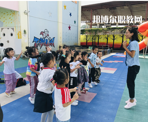 江蘇2021年幼師學(xué)校有女生嗎