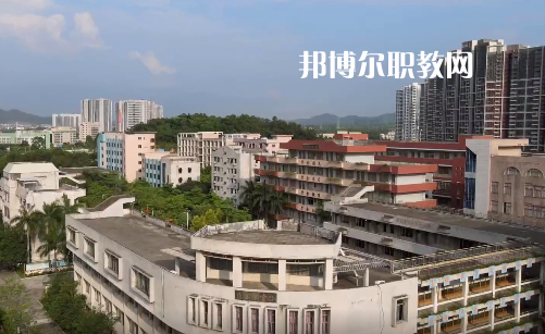 鶴山職業(yè)技術(shù)學(xué)校2021年學(xué)費(fèi)、收費(fèi)多少